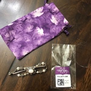 Lilla Rose silver and pearl flexi hair clip